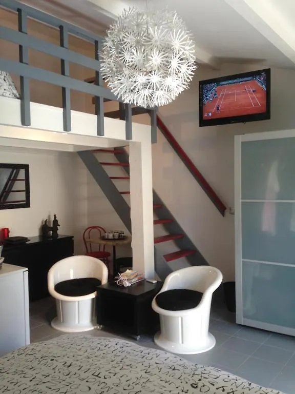 Le Verger De Sauvebonne Hyeres Bed & Breakfast